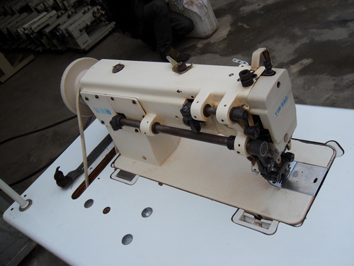 銀豹牌皮革復(fù)送料同步車縫紉機(jī) 家庭工廠的理想皮革機(jī)械設(shè)備