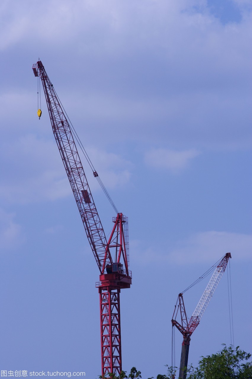 nobody,豎構(gòu)圖,鋼鐵,戶外,數(shù)字的,彩色圖片,攝影,tai;wan,asian,亞洲,中國(guó),臺(tái)北,新店,臺(tái)灣,起重機(jī),無(wú)人,云,藍(lán)天,天空,吊車,建筑工地,建筑機(jī)械,機(jī)器,建設(shè),影像,asia,工程,數(shù)碼,sindian city,creative series,taiwan,taipei,no people,彩色,cloud,白天,sky,crane,直圖,china,vertical,construction,machine,construction machinery,outdoors,con